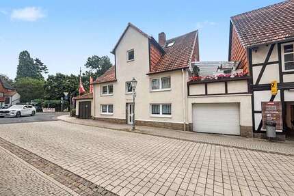 Haus zum Kaufen in Zierenberg 279.000,00 € 165 m²