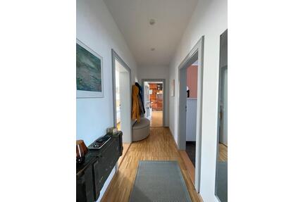 Helle 2,5 Zimmer Wohnung 96 qm in Wolfsburg zur Miete