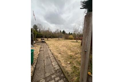 Garten zu verpachten - 900,00&nbsp;EUR Kaltmiete, ca.&nbsp; 0,00&nbsp;m&sup2; in Weiden in der Oberpfalz (PLZ: 92637)