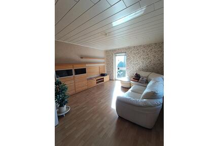 Möblierte 2-Zimmer-Wohnung in Droyßig – Einbauküche – ab sofort