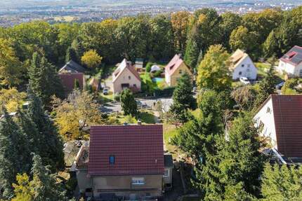 +++ Natur pur! Attraktives Einfamilienhaus mit großzügigem Grundstück direkt am Dresdner Elbhang +++ - Dresden Bühlau/Weißer Hirsch
