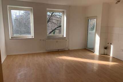 Wohnung zum Mieten in Duisburg 430,00 € 61 m²