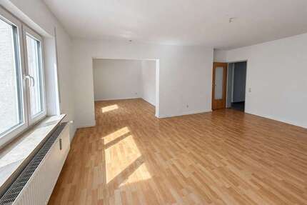 Wohnung zum Mieten in Marburg 900,00 € 105 m²