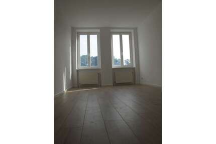 Wohnung zum Mieten in Baruth 663,00 € 78.26 m²