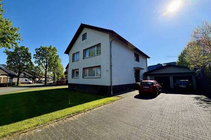 Zweifamilienhaus mit Potenzial auf großzügigem Grundstück in Delbrück Lippling - Delbrück / Lippling