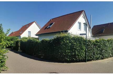 Charmantes Haus für anspruchsvolle Singles oder Paare - Ronnenberg Linderte