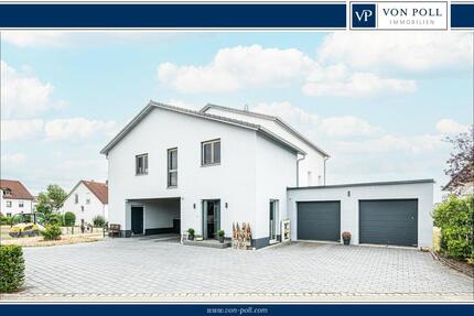 Modernes Wohnerlebnis – Großzügiges Zweifamilienhaus mit nachhaltiger Energietechnik und sofortiger Verfügbarkeit - Roding