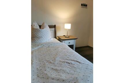 Monteurwohnung Ferienwohnung - 40,00&nbsp;EUR Kaltmiete, ca.&nbsp; 50,00&nbsp;m&sup2; in Neuwied (PLZ: 56567) Feldkirchen