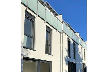 Haus zum Kaufen in Rodenbach 590.000,00 € 158 m²