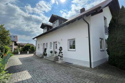 Doppelhaus, DHH, Doppelhaushälfte, Mehrfamilienhaus, Kapitalanlag - Oberschneiding