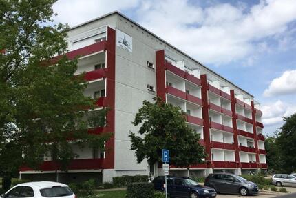 Kurzexposé 124727 - 365,00&nbsp;EUR Kaltmiete, ca.&nbsp; 62,79&nbsp;m&sup2; in Malchow (PLZ: 17213)