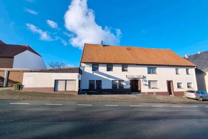 Mehrfamilienhaus mit großen Entwicklungspotenzisl-Renditeobjekt - Warburg