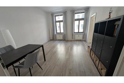 Gemütliche 2-Zimmer-Wohnung inkl. Einbauküche in 06110 Halle - Halle (Saale) Damaschkestraße
