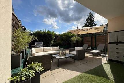 RENOVIERTE WOHLFÜHLOASE MITTEN IN DER STADT: PROVISIONSFREIE 3-ZIMMER-WOHNUNG MIT TERRASSE & TG - Krefeld Cracau