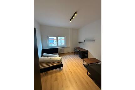 Möbliertes WG-Zimmer in direkter Nähe zu Heidelberg zu vermieten - Dossenheim