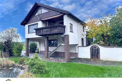 Großes Zweifamilienhaus mit ansprechendem Grundstück in Bad Schmiedeberg