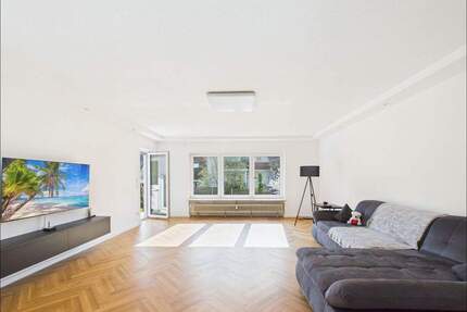 Freistehendes Mehrfamilienhaus mit 3 Wohneinheiten und Bebauungspotenzial in gefragter Lage - Aschaffenburg Schweinheim