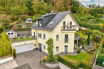 Haus zum Kaufen in Bad Schwalbach 1.050.000,00 € 208.88 m²