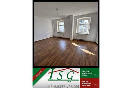 Direkt am Marktplatz - Kleine 2-Raum Wohnung im Herzen von Hainichen