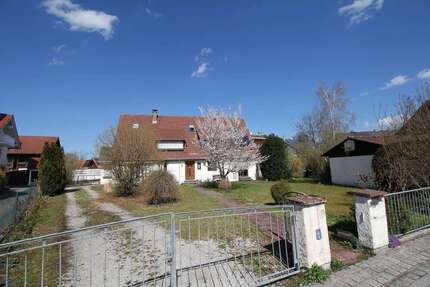 Haus zum Kaufen in Geretsried 995.000,00 € 263.24 m²