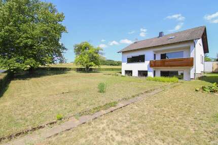 Haus zum Kaufen in Wohratal 299.000,00 € 154 m²