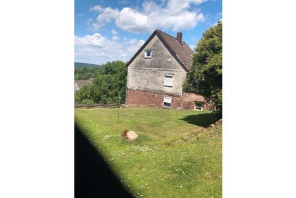 Den Sommer im eigenen Garten - 170.000,00&nbsp;EUR Kaufpreis, ca.&nbsp; 110,00&nbsp;m&sup2; in Stadtoldendorf (PLZ: 37627)