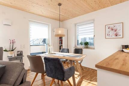 Helle Gartenwohnung mit 3 Zimmern, Terrasse und Homeoffice Bereich - Wohnung 3 - Pentling Großberg