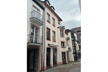 Schöne und gemütliche 2-Zimmer-Wohnung DG Saarlouis Innenstadt
