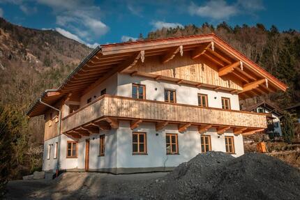 Neubau-Doppelhaushälfte in Marquartstein - Wohnen mit Bergblick