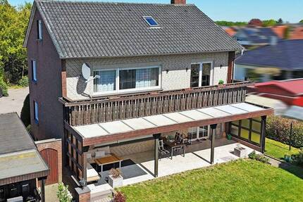 Stilvolles Einfamilienhaus in zentraler Lage von Hille!