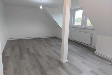 Erstbezug nach Modernisierung: 3 Zi. DG mit Garten(3-Fach-Vergl., neue Therme, uvm) - Jerxheim