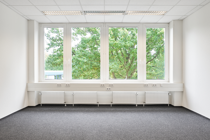 Büro in Hamburg 979,00 € 43 m² - 979,00&nbsp;EUR Kaltmiete, ca.&nbsp; 43,00&nbsp;m&sup2; in Hamburg (PLZ: 22339)