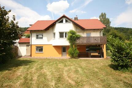Geräumiges Einfamilienhaus mit 7 Zimmern und großem Garten - Rudersberg