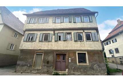 Haus zum Kaufen in Eppingen 99.000,00 € 330 m²