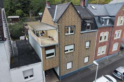 Haus zum Kaufen in Idar-Oberstein 119.000,00 € 156 m²