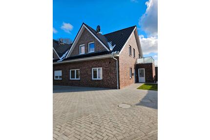 Erdgeschosswohnung - 700,00&nbsp;EUR Kaltmiete, ca.&nbsp; 70,00&nbsp;m&sup2; in Saterland (PLZ: 26683)