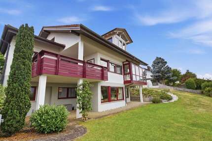 Haus zum Kaufen in Gaienhofen 1.085.000,00 € 232.7 m²