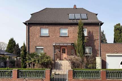 Haus zum Kaufen in Köln 1.189.000,00 € 310 m²