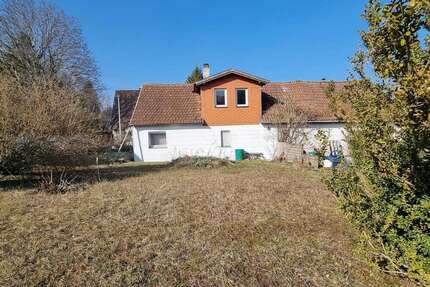 Haus zum Kaufen in Coburg 79.000,00 € 71 m²