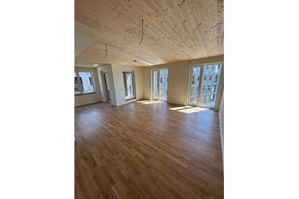 Wohnung zum Mieten in Holzkirchen 1.638,00 € 74.47 m²