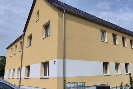 Schicke, neu sanierte 3 Zimmerwohnung idyllisch gelegen in Pegenau Altes Rittergut - Klipphausen