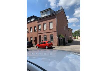 Eckreihenhaus - 525.000,00&nbsp;EUR Kaufpreis, ca.&nbsp; 187,00&nbsp;m&sup2; in Mönchengladbach (PLZ: 41189) West