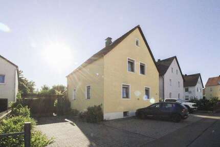 Haus zum Kaufen in Schwandorf 299.000,00 € 130.27 m²