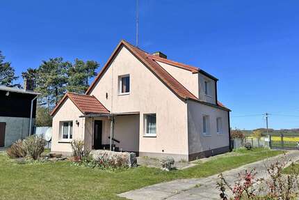 Haus zum Kaufen in Mellenthin 240.000,00 € 99 m²