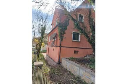 Einfamilienhaus in Kauerndorf - 98.000,00&nbsp;EUR Kaufpreis, ca.&nbsp; 120,00&nbsp;m&sup2; in Ködnitz (PLZ: 95361)