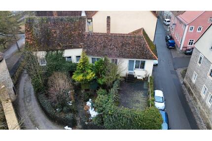 Grüne Idylle in der Altstadt - 199.000,00&nbsp;EUR Kaufpreis, ca.&nbsp; 177,00&nbsp;m&sup2; in Dettelbach (PLZ: 97337)