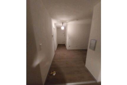 Brackenheim hausen - 950,00&nbsp;EUR Kaltmiete, ca.&nbsp; 58,00&nbsp;m&sup2; in Brackenheim (PLZ: 74336)