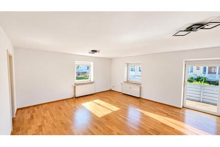 Frisch renovierte, helle 70 m² Wohnung in Traunreut