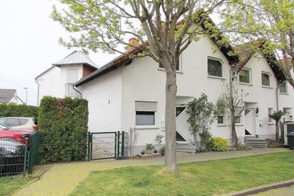 Gepflegtes Reiheneckhaus in angenehmer Wohnlage von Limburg-Offheim