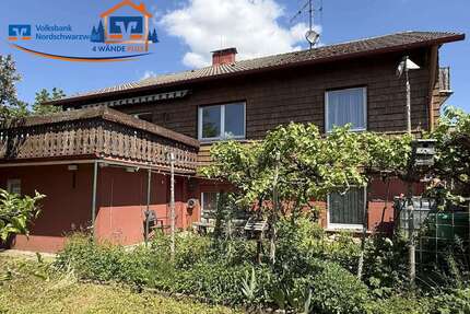 Haus zum Kaufen in Freudenstadt 330.000,00 € 163.38 m²
